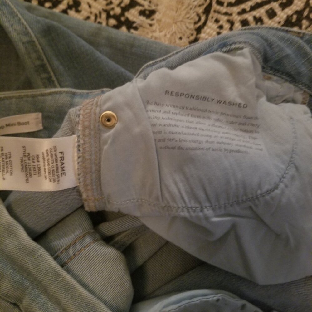 Frame Denim - Le Crop Mini Boot - image 8